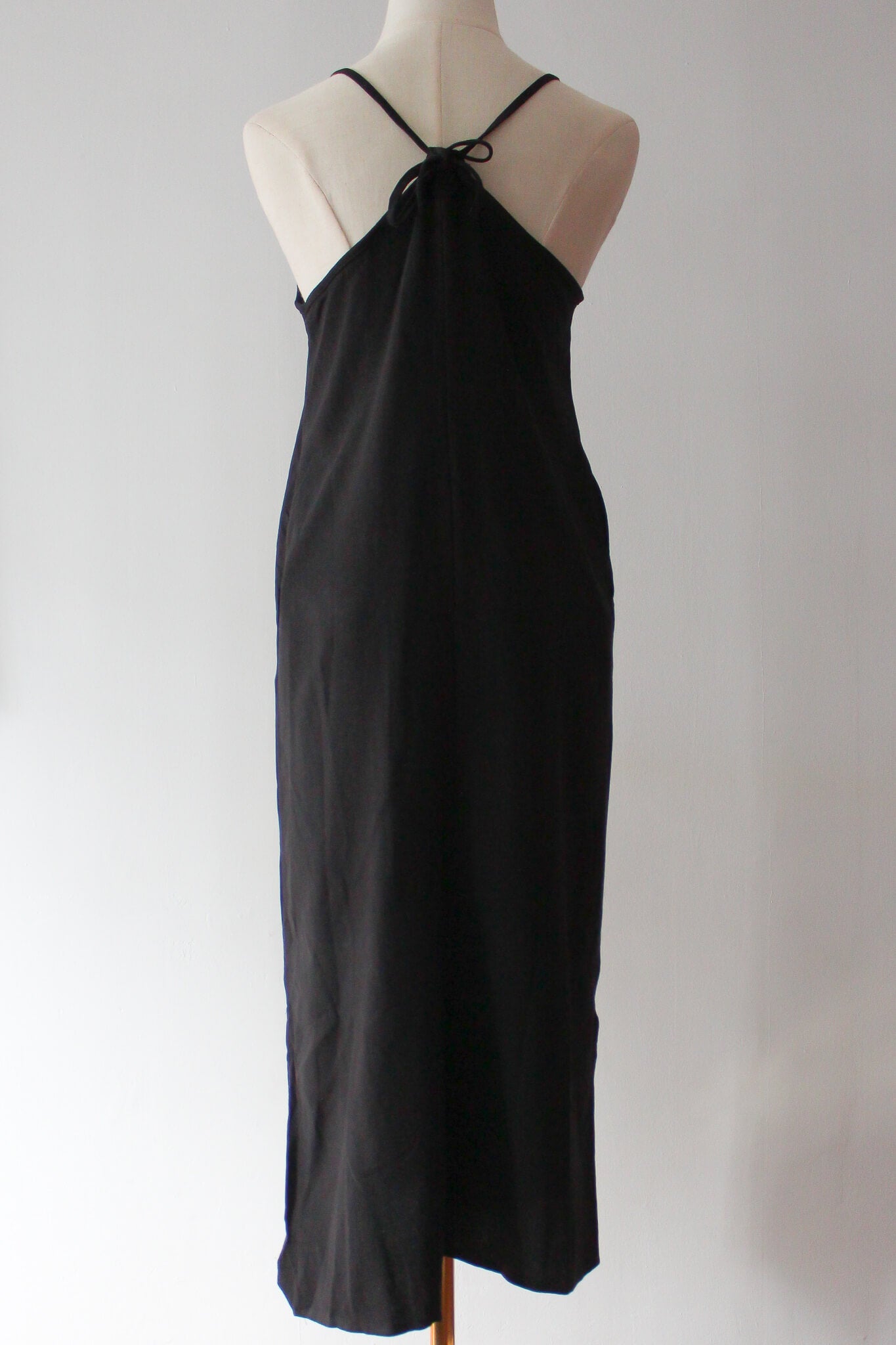 Casual cotton midi dress with pockets. Perfect for minimalists 