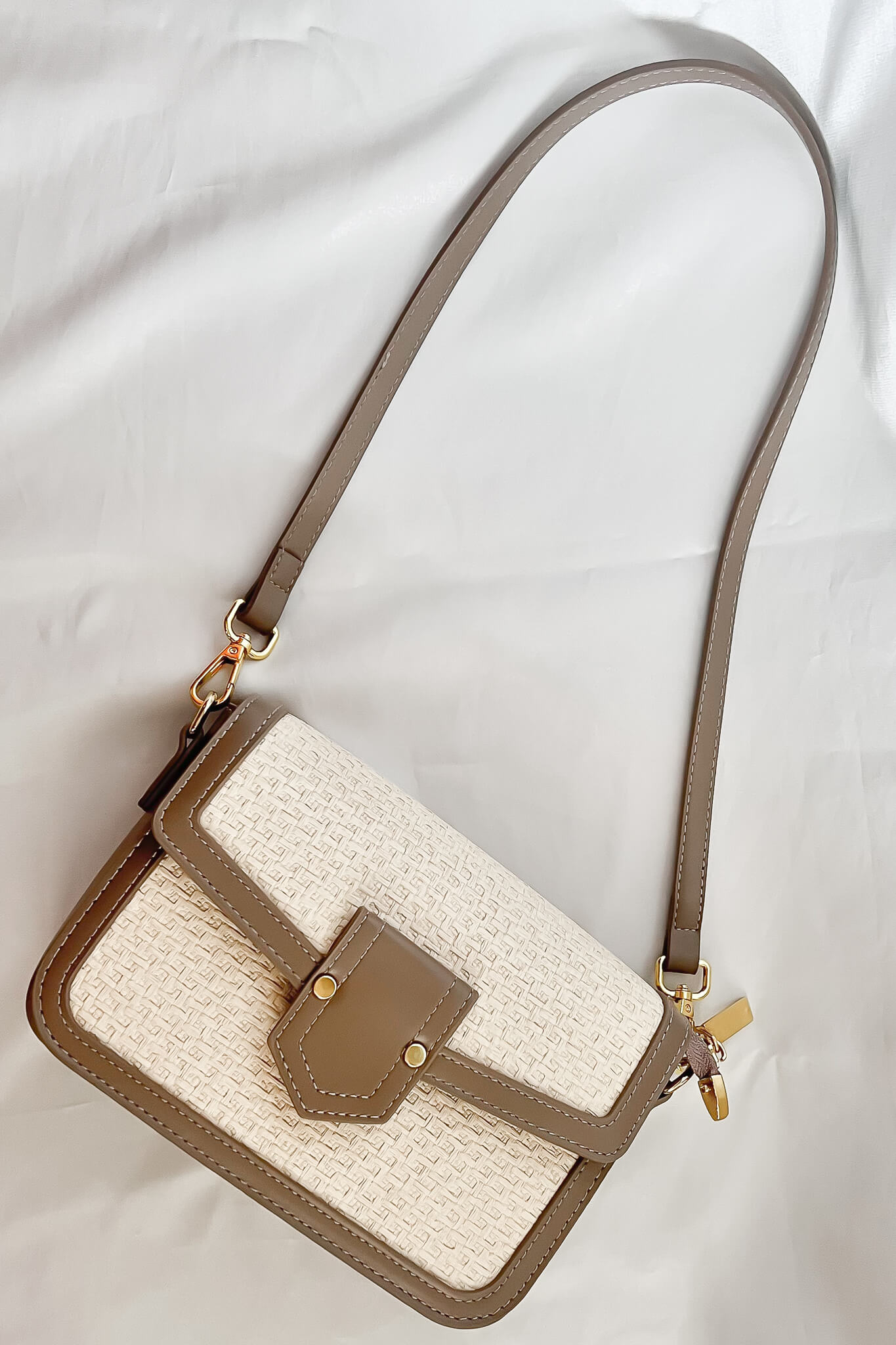 Multi-way carry flap bag with classy minimalist look