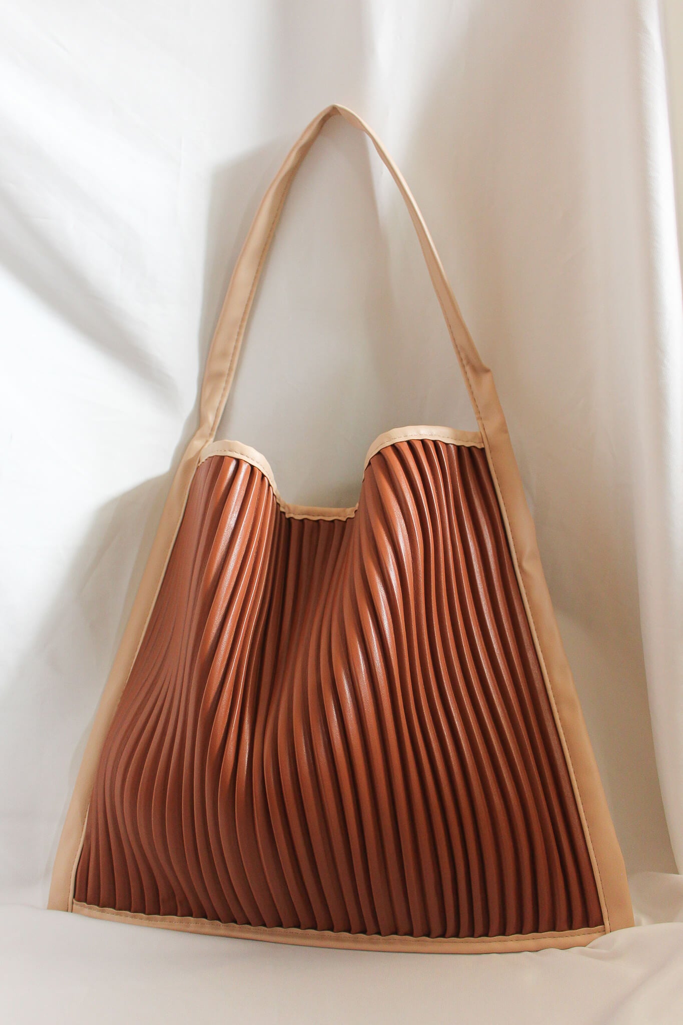 Pleated Tote Bag in Brown