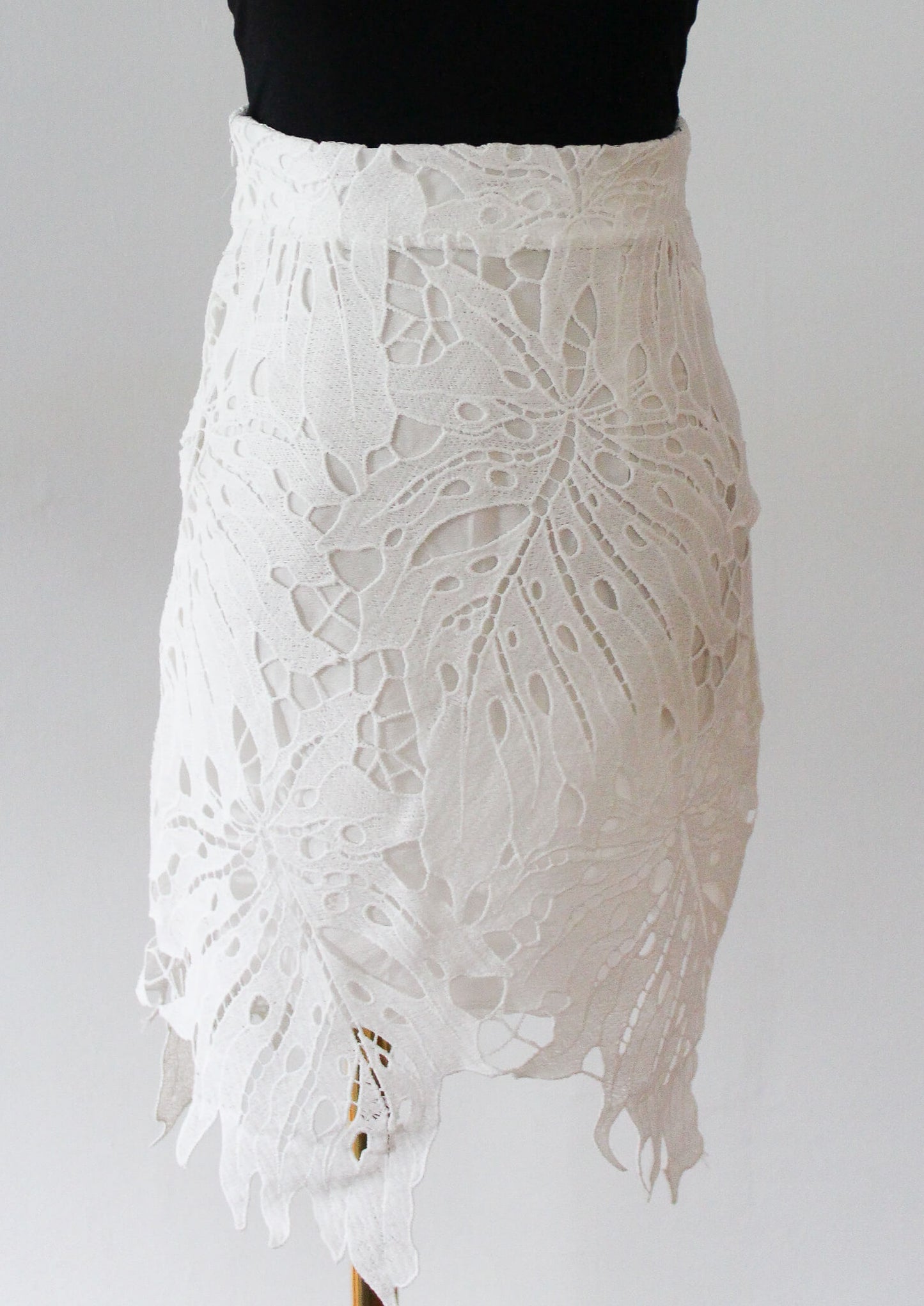 Lace fitted mid length skirt with hidden zipper