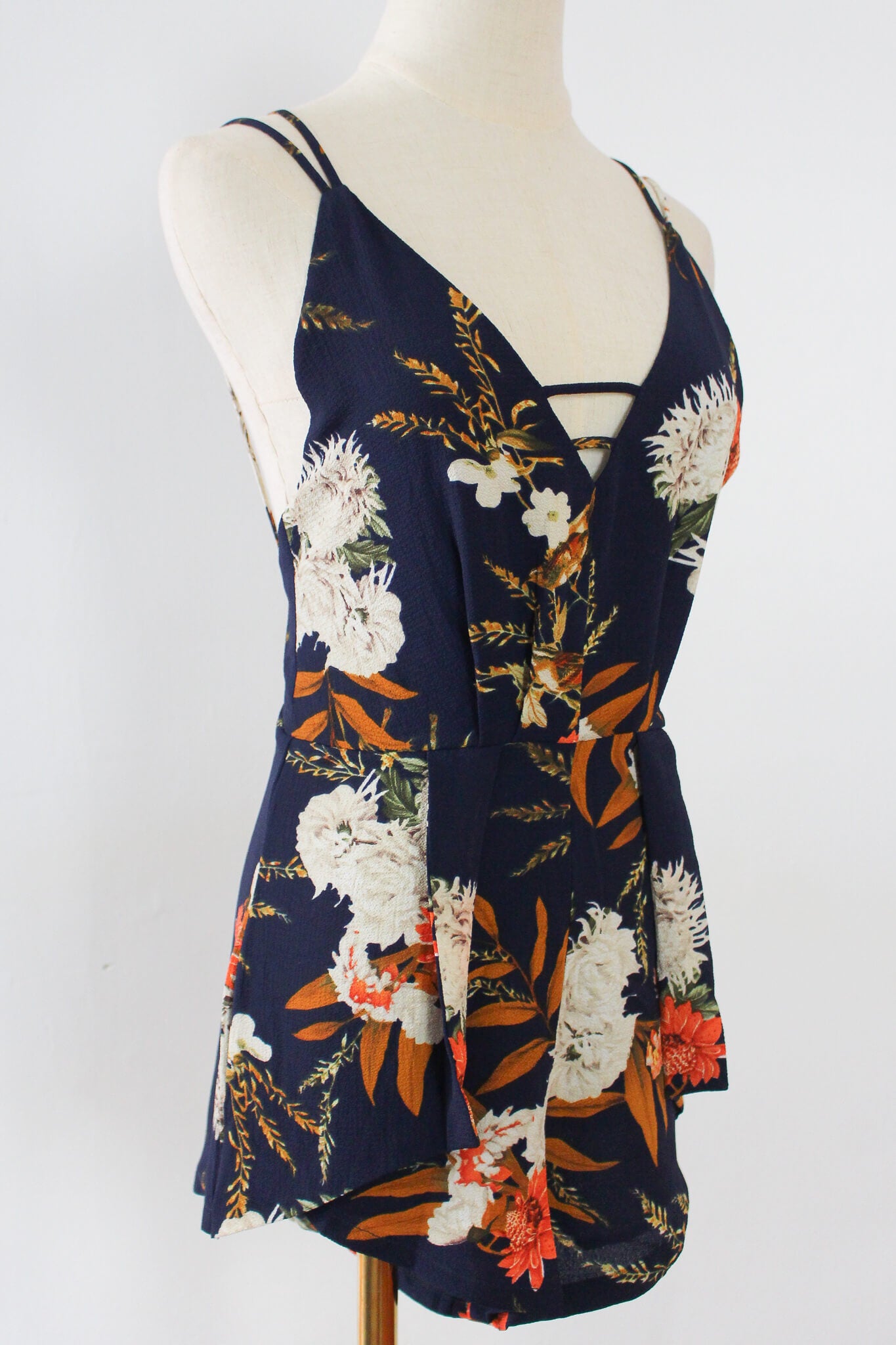V neck crossback printed romper perfect coverup for the beach